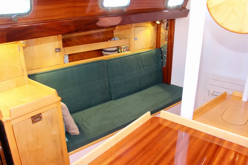 Sir Isaac Yacht Photos Pics 