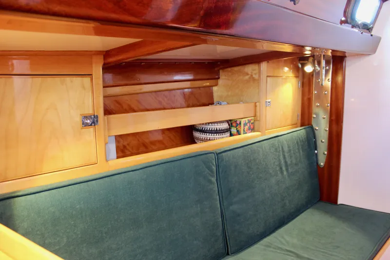 Sir Isaac Yacht Photos Pics 