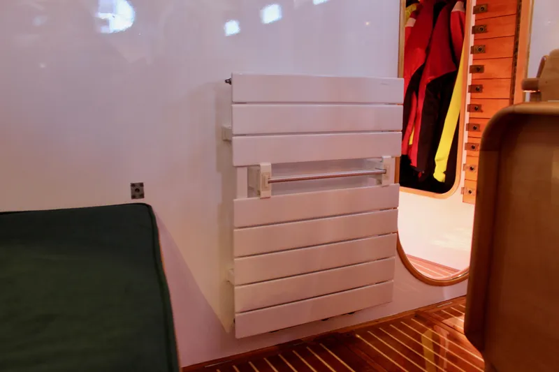 Sir Isaac Yacht Photos Pics 