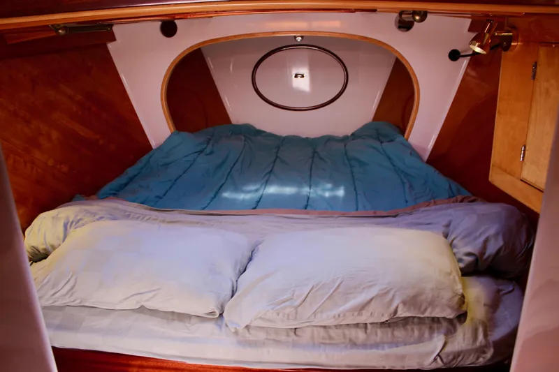 Sir Isaac Yacht Photos Pics 