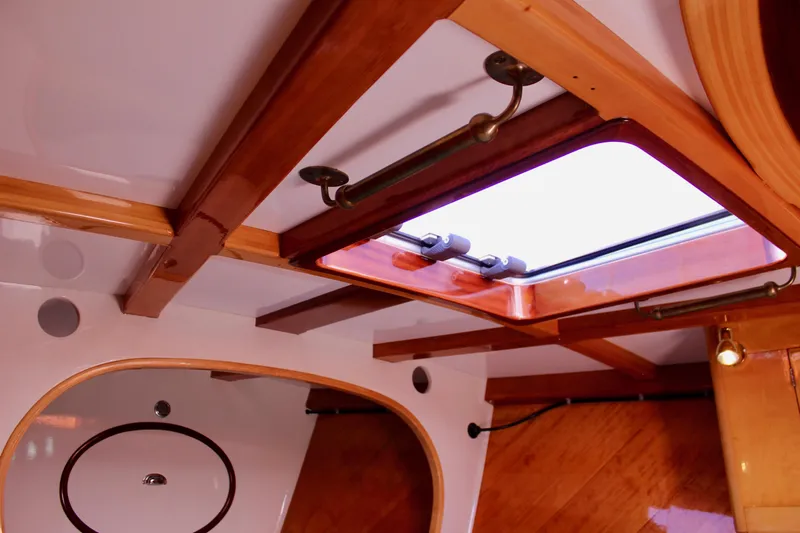 Sir Isaac Yacht Photos Pics 