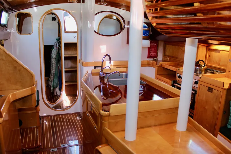 Sir Isaac Yacht Photos Pics 