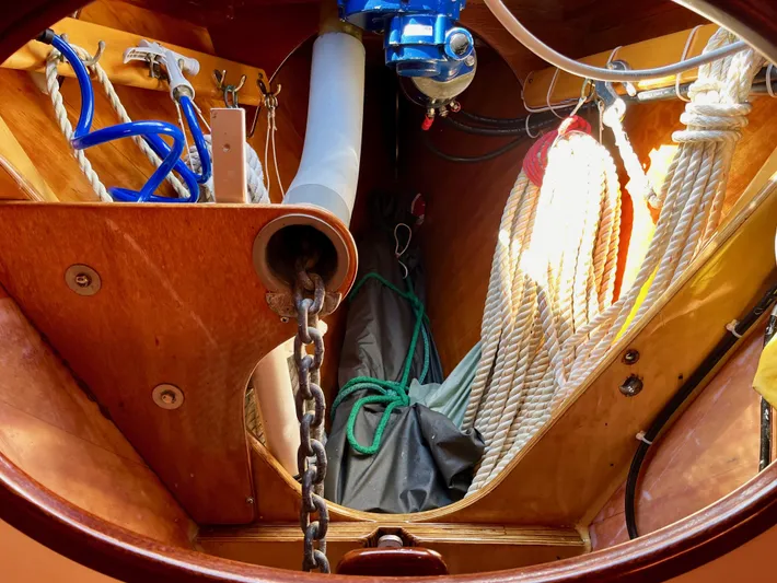 Sir Isaac Yacht Photos Pics 