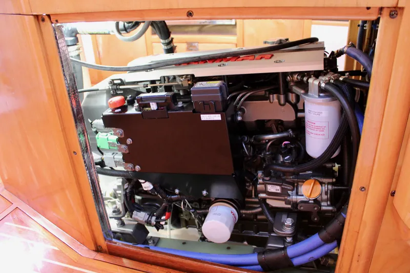 Sir Isaac Yacht Photos Pics 