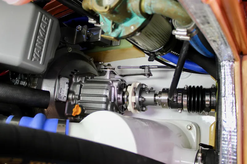 Sir Isaac Yacht Photos Pics 