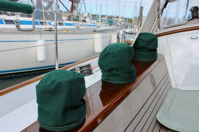 Sir Isaac Yacht Photos Pics 