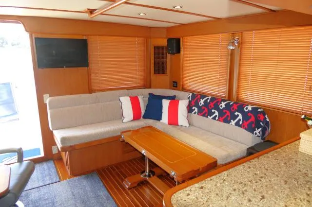 Sea Ya Soon Yacht Photos Pics Salon aft port