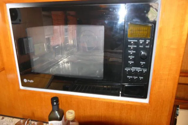 Sea Ya Soon Yacht Photos Pics Galley microwave