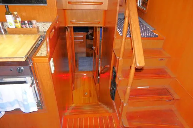 Sea Ya Soon Yacht Photos Pics Stairways