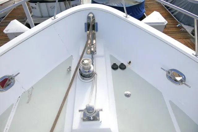 Sea Ya Soon Yacht Photos Pics Deck windlass