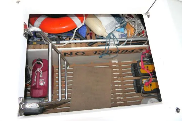 Sea Ya Soon Yacht Photos Pics Deck lazarette