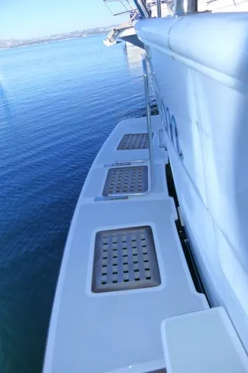 Sea Ya Soon Yacht Photos Pics Stern and swimstep