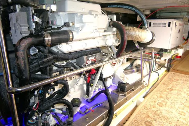 Sea Ya Soon Yacht Photos Pics Starboard engine