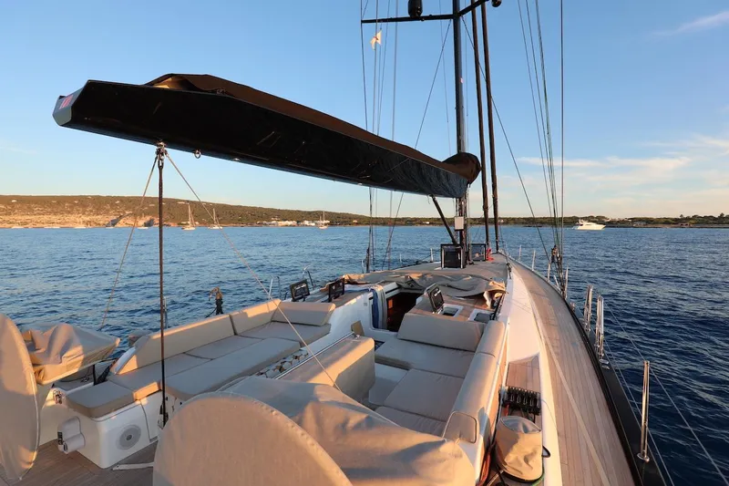 Coco Yacht Photos Pics 