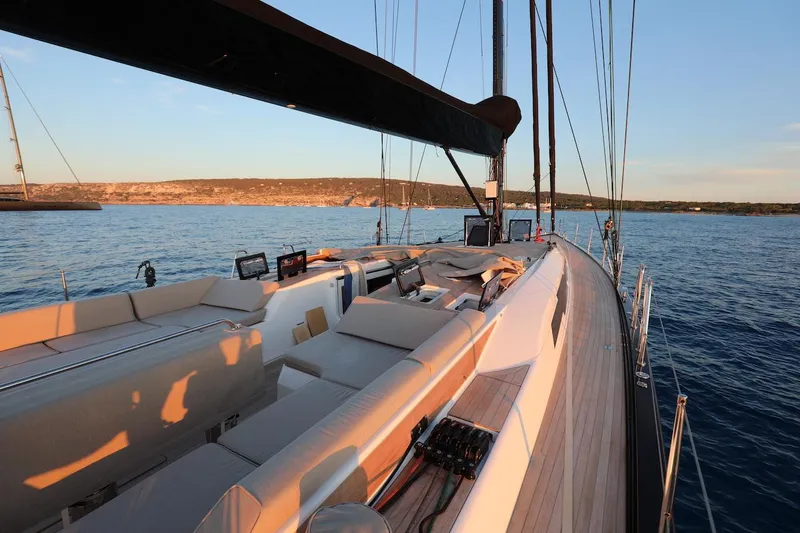 Coco Yacht Photos Pics 