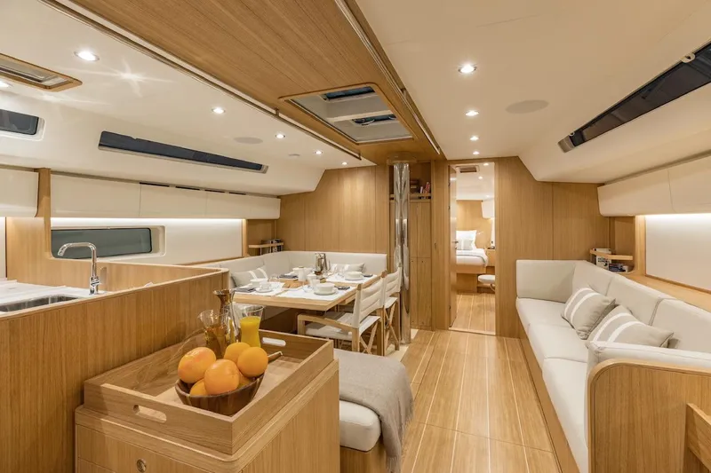 Coco Yacht Photos Pics 