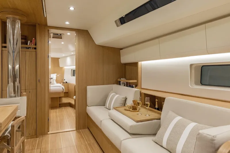 Coco Yacht Photos Pics 