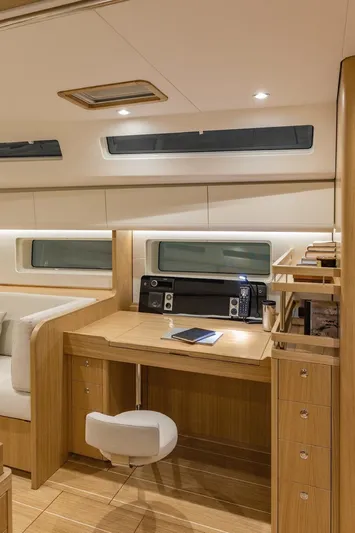 Coco Yacht Photos Pics 