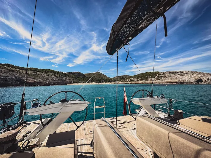 Coco Yacht Photos Pics 