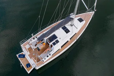 2025 Hanse 348