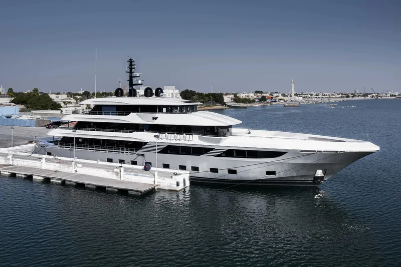 Available 2026 Yacht Photos Pics 