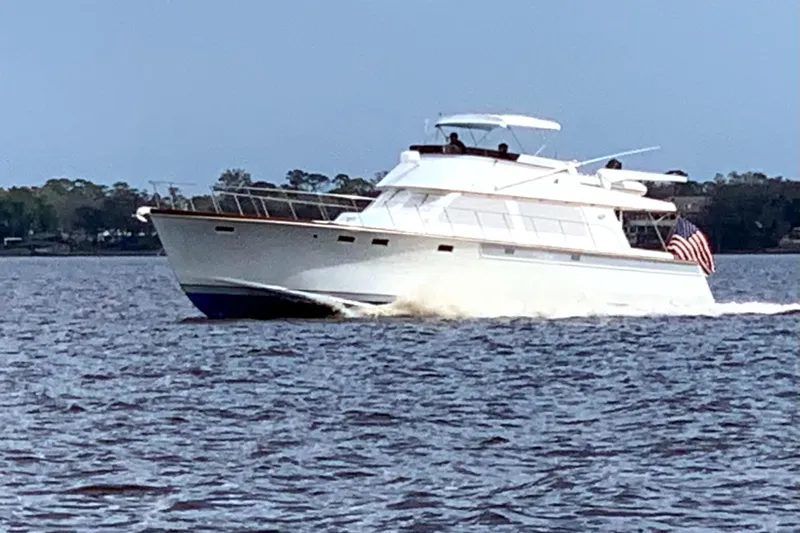 Pluto Yacht Photos Pics 