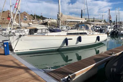 2009 Beneteau Oceanis 37