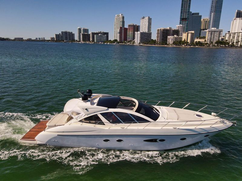 2009 Azimut Atlantis 54