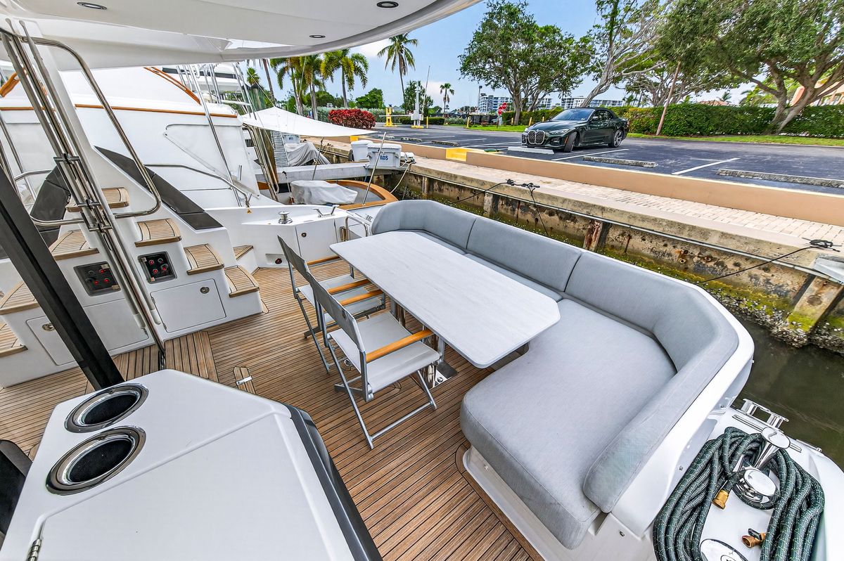 2024 Azimut 53 
