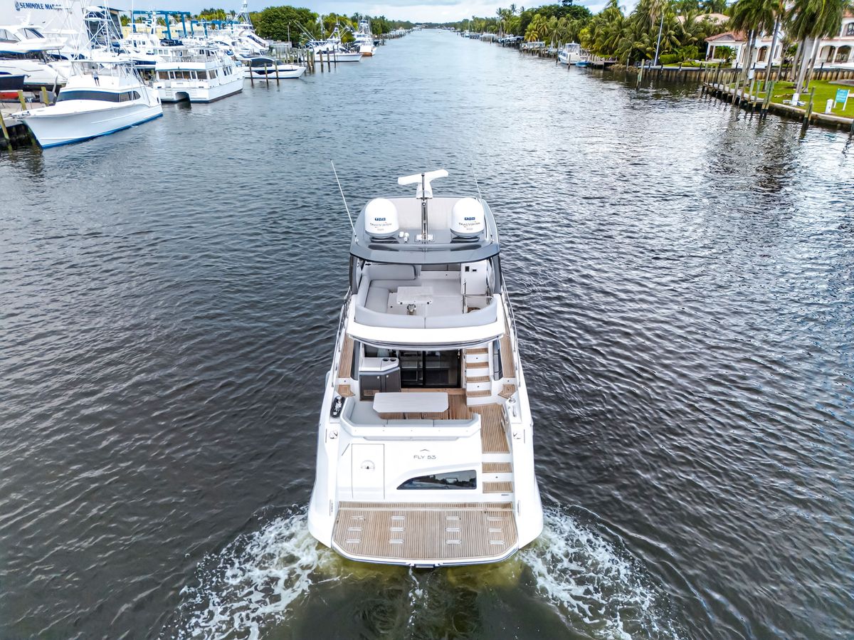 2024 Azimut 53 