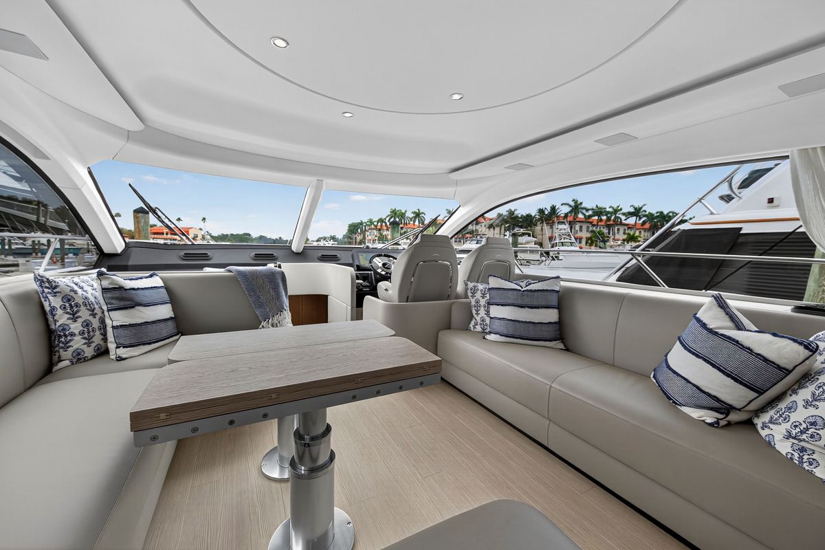 2024 Azimut 53 