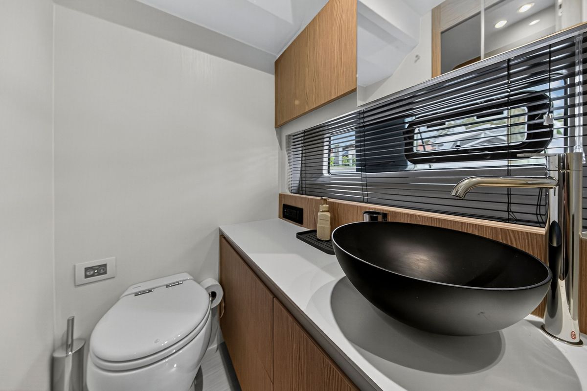 2024 Azimut 53 