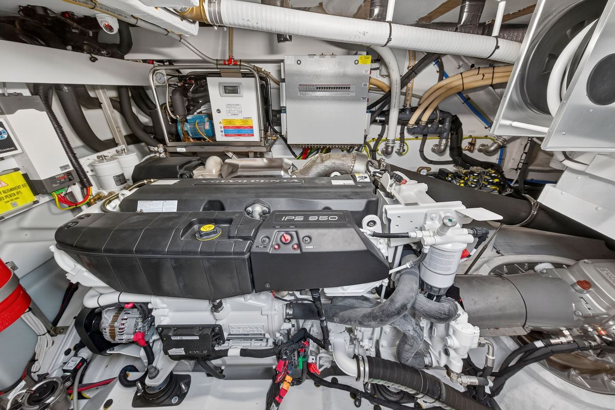 2024 Azimut 53 