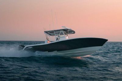 Invincible 33 Open Fisherman