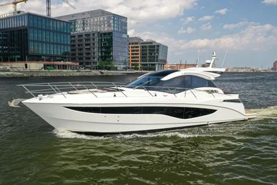 Galeon 485 HTS
