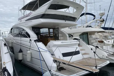 2016 Princess 52