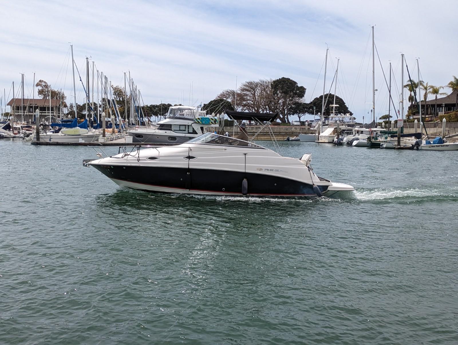 2006 Regal 2665 Commodore Express Cruiser for sale - YachtWorld