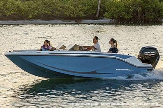 2023 Bayliner M17
