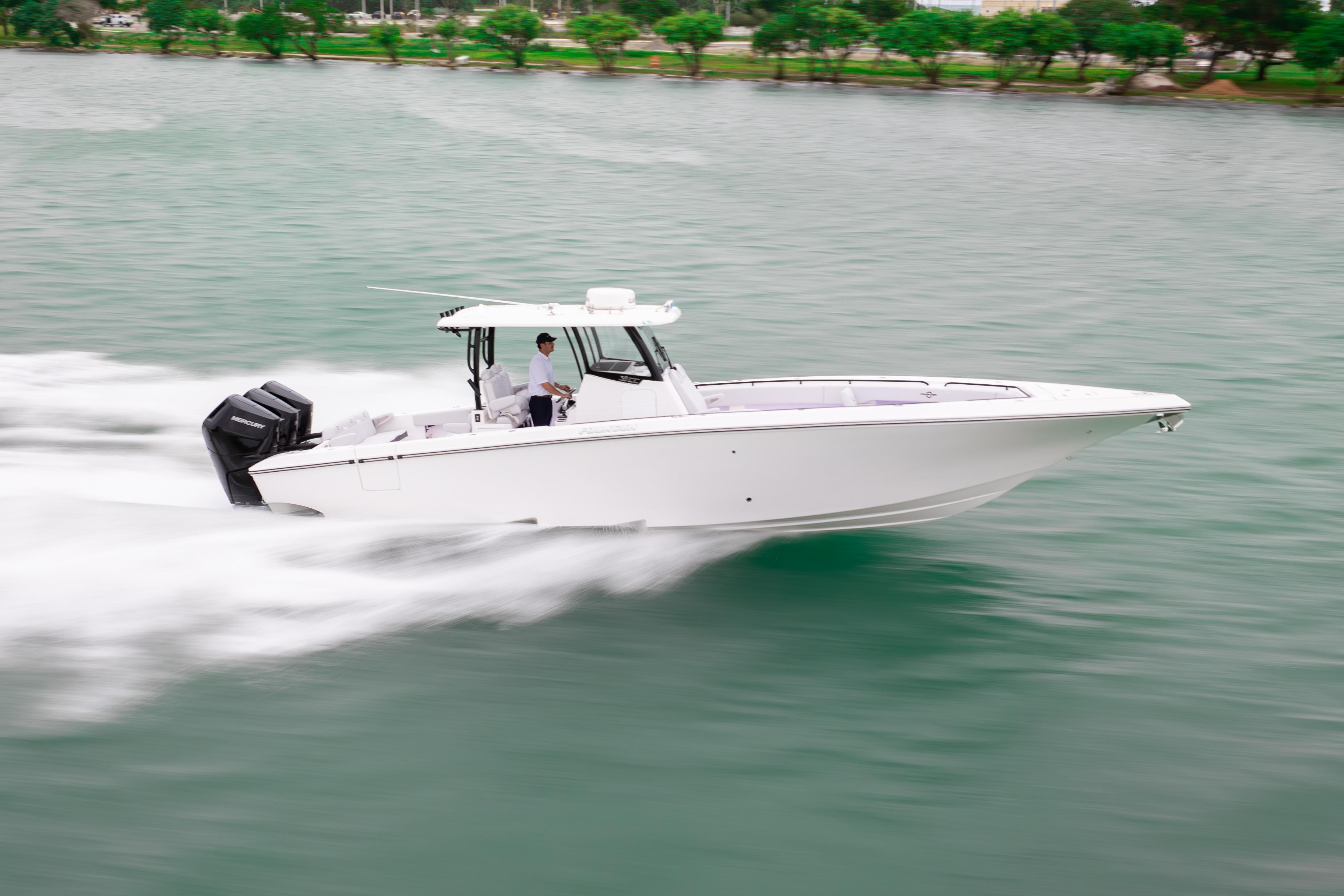 2025 Fountain 38 Center Console