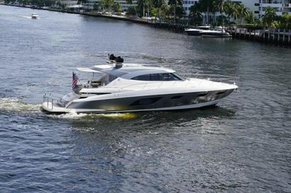 2022 60' Riviera-6000 Sport Yacht Platinum Fort Lauderdale, FL, US