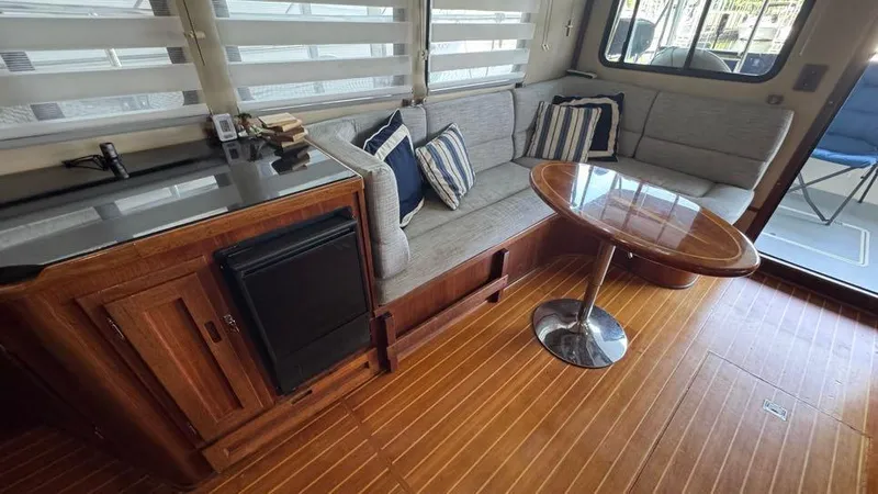 New Bearings Yacht Photos Pics 2000 Nordic Tug 42 Salon Starboard