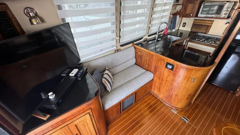 New Bearings Yacht Photos Pics 2000 Nordic Tug 42 Salon looking port