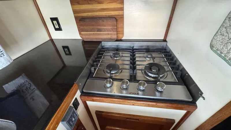 New Bearings Yacht Photos Pics 2000 Nordic Tug 42 Galley Stovetop