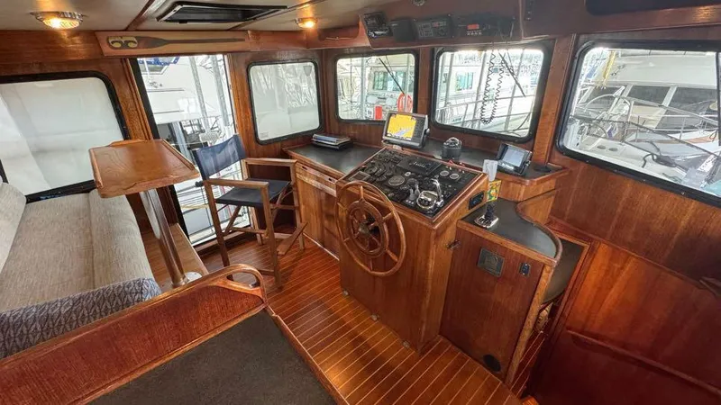 New Bearings Yacht Photos Pics 2000 Nordic Tug 42 Pilothouse