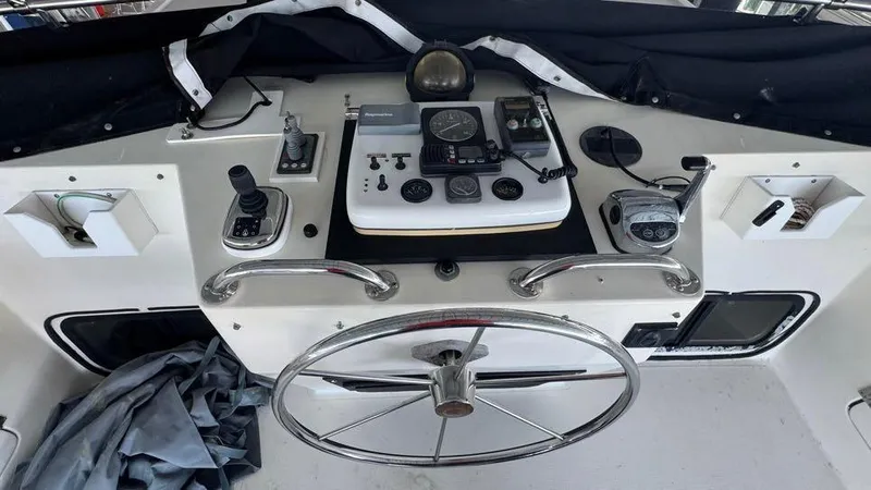 New Bearings Yacht Photos Pics 2000 Nordic Tug 42 Flybridge Helm