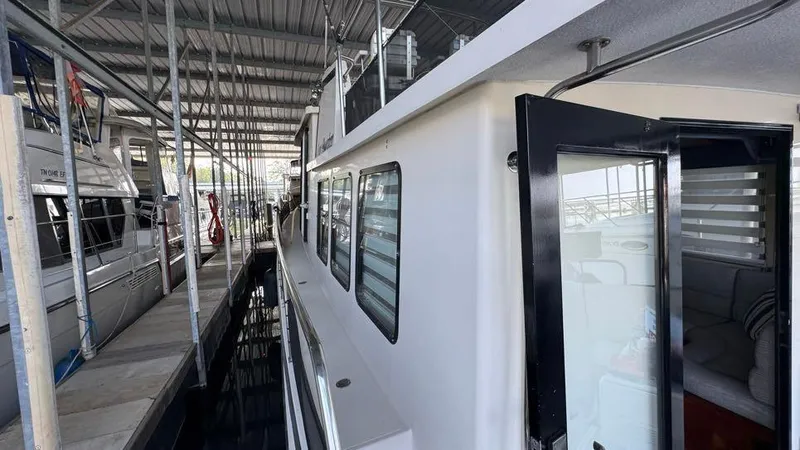 New Bearings Yacht Photos Pics 2000 Nordic Tug 42 Walkway