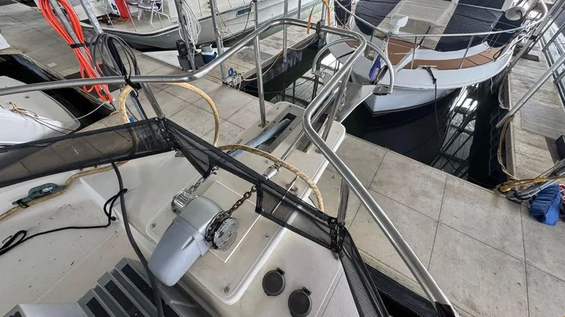 New Bearings Yacht Photos Pics 2000 Nordic Tug 42 Bow