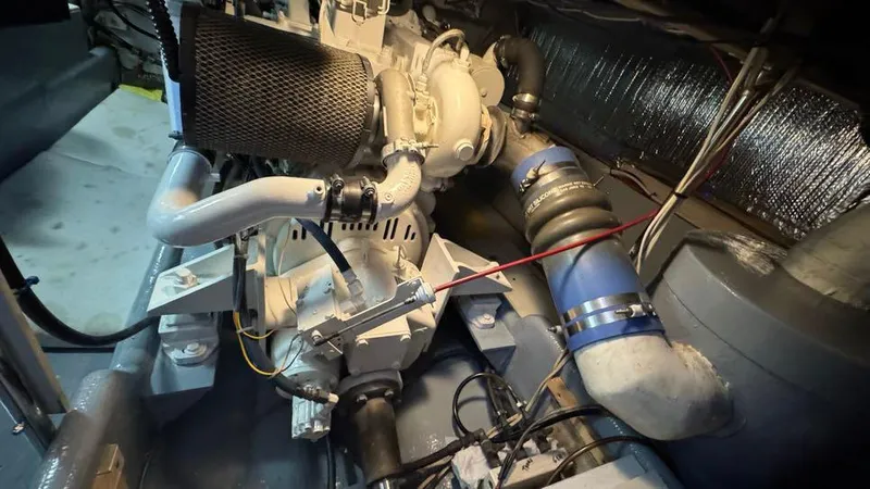 New Bearings Yacht Photos Pics 2000 Nordic Tug 42 Engine Room