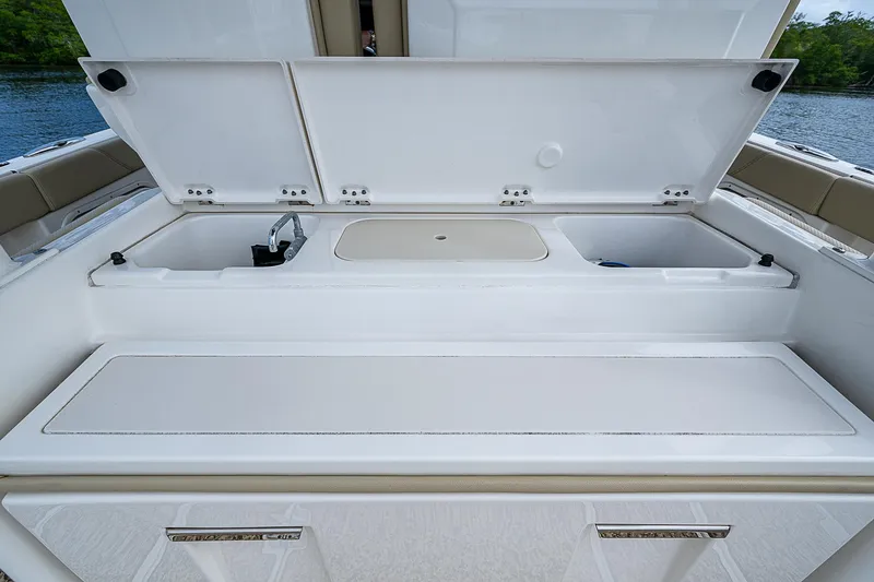 She Gone Yacht Photos Pics 