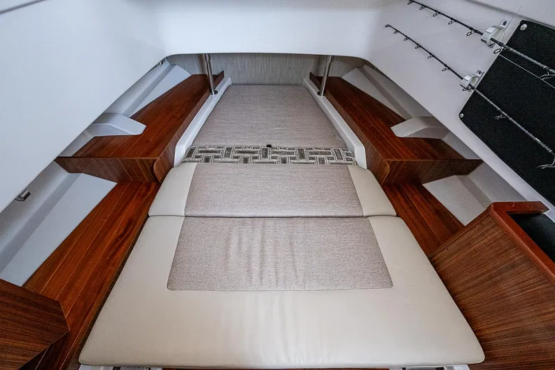 She Gone Yacht Photos Pics 